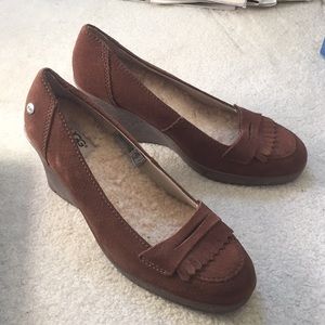 UGG New wedge loafers